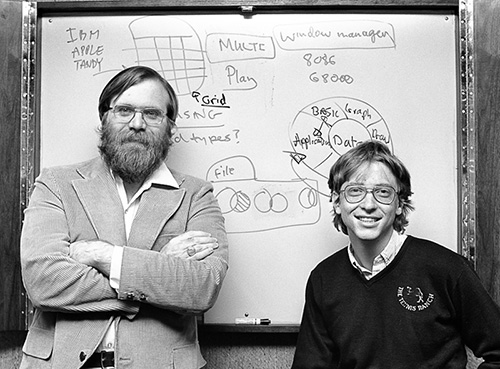 Microsoft_005_Paul_Bill_Whiteboard_800x590.jpg
