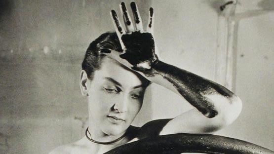Man Ray, Veiled Erotica (Meret Oppenheim), 1933.jpg