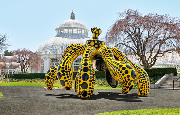 NYBG_Kusama_01-Dancing-Pumpkin-scaled.jpeg