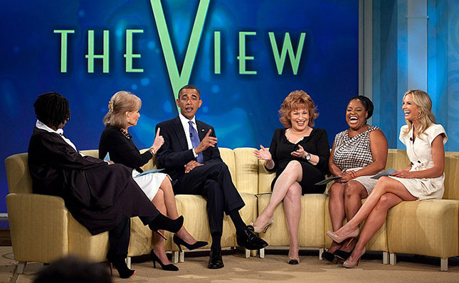 Barack_Obama_guests_on_The_View.jpg