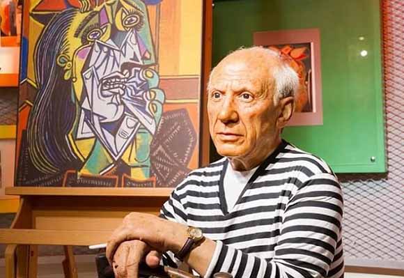picasso-with-weeping-woman-photo.jpg