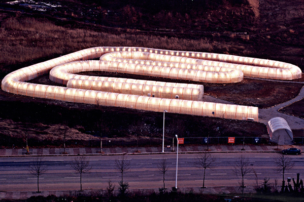 aaaaaaaaaaa1) 100,000 Dreams, 1999-2000, 60,000 Children's Drawings, Paju, Korea, Courtesy of the Artist (2).jpg