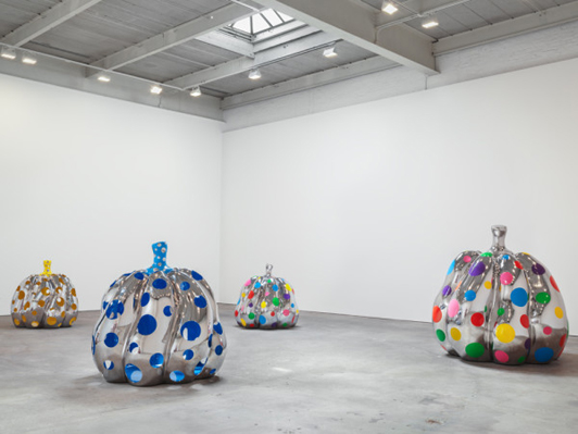 KUSAMA2015_INSTALL-VIEW-211-600x450.jpg