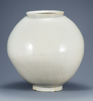 Image 3 - Moon Jar.jpg