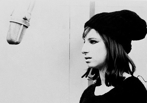 Barbra-Streisand-barbra-streisand-15887455-485-340.jpg