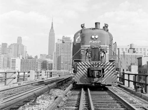 nyc-rs-3-with-6593-in-background.jpg