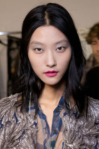 jpark_12sepbs_vannoten4-backstage-driesvannoten-2012-9.jpg