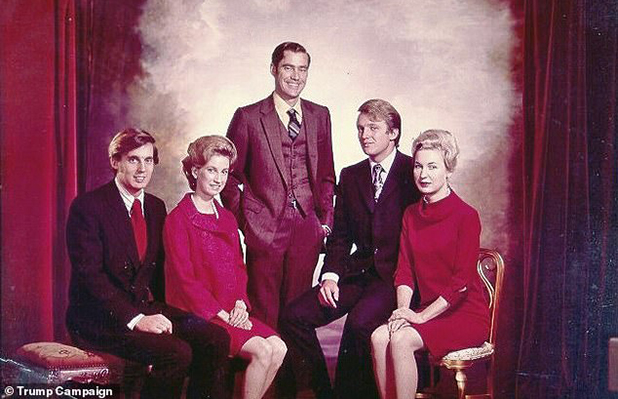 trump-family2.jpg