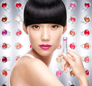 Tao_Okamoto_-_Shu_Uemura_Spring_2012.jpg