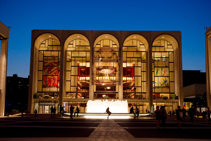 met_opera_house_1151-small.jpg