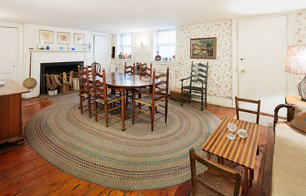 DiningRoom.jpg