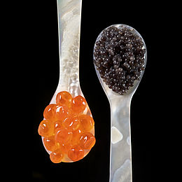 260px-Caviar_spoons.jpg
