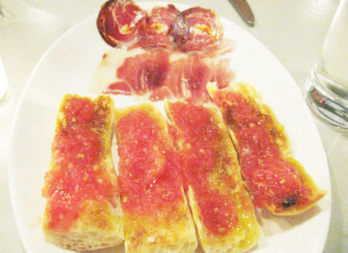 00jamon-tomatobun.jpg