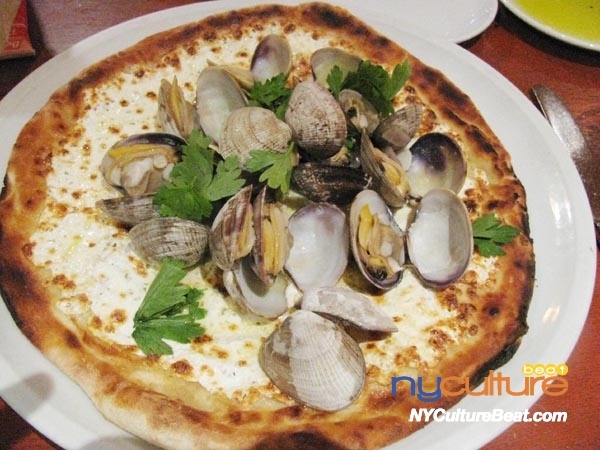 clam-otto-pizza2.jpg