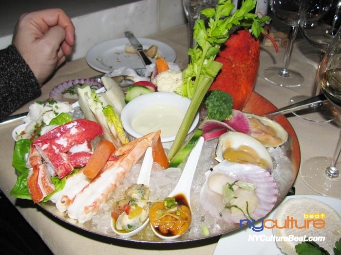 fourseasons-seafoodplatter.jpg