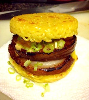 ramenburger4porkbelly.jpg