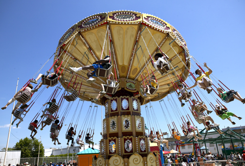 luna_park_05_photo_alex_lopez_nyc_co.jpg