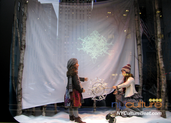 holidaywindows-saks4.jpg