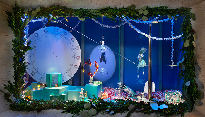 tiffany_holiday_windows_pr__005.jpg