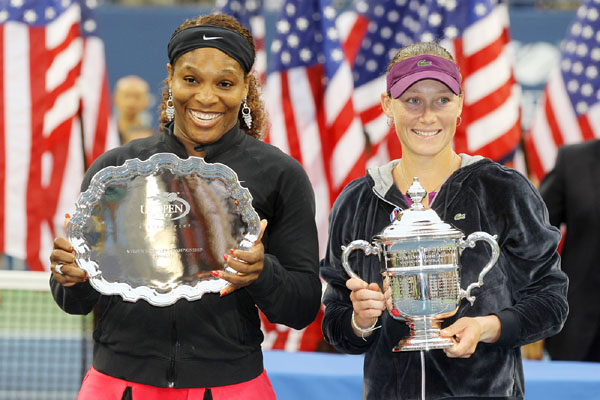 f_WomenChamps_08092012_008.jpg