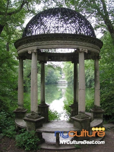 oldwestburygarden3.jpg