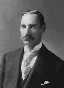 220px-John_Jacob_Astor_IVb.jpg