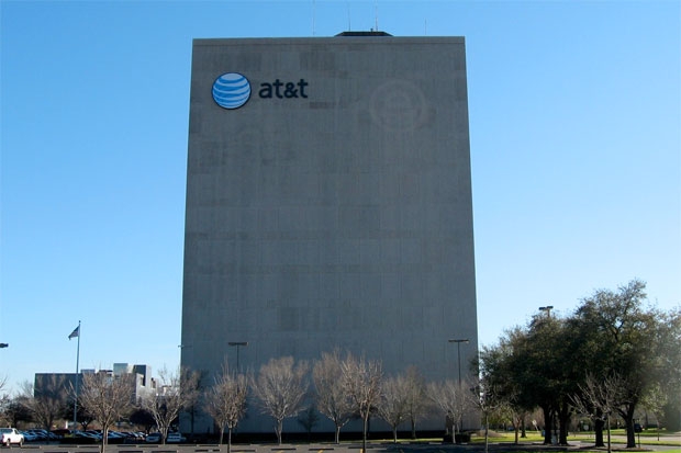 att-building-houston.jpg