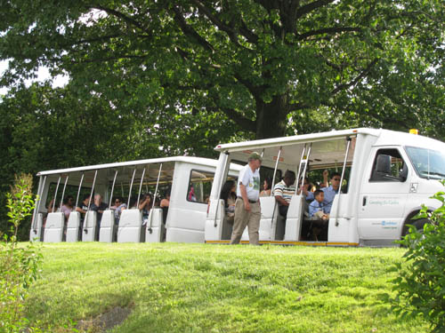 nybg-trolly.jpg