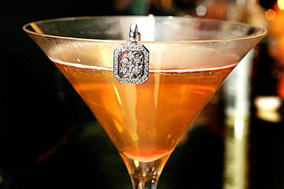 10-most-expensive-bar-drinks1066256216-aug-17-2012-1-600x400.jpg