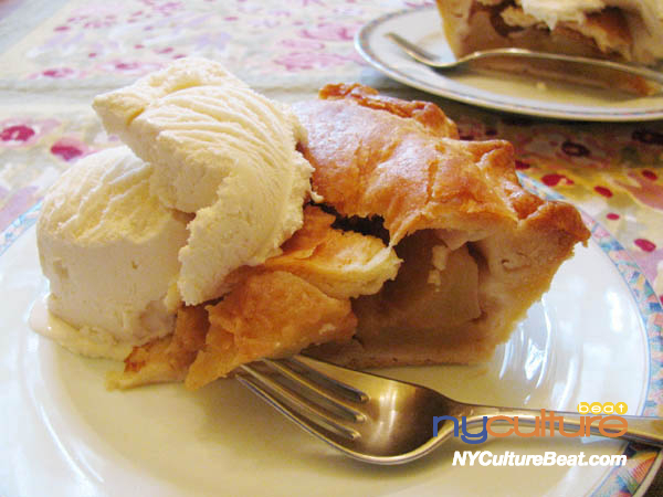 breakfast-applepie2.jpg