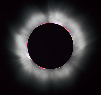 Solar_eclipse_1999_4.jpg
