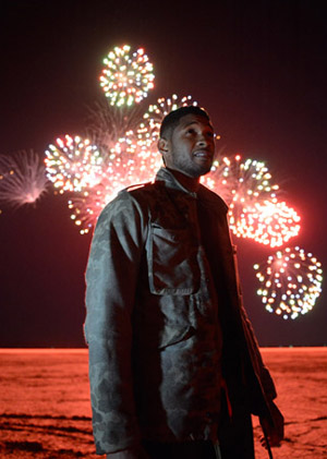 usher-macys_fireworks-photo_kevin_mazur-getty_images-macys_inc_8.jpg