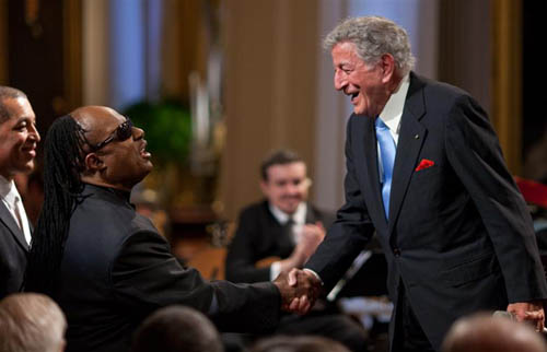 Tony_Bennett_meets_Stevie_Wonder.jpg