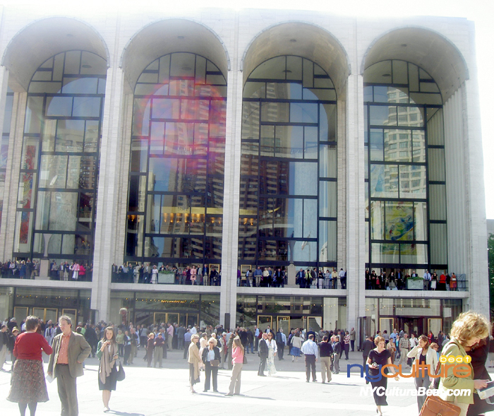 metopera-plaza (2).jpg