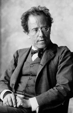 Photo_of_Gustav_Mahler_by_Moritz_Nähr_01.jpg