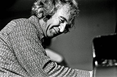 800px-Dave_Brubeck_1972_(freimut-bahler.jpg