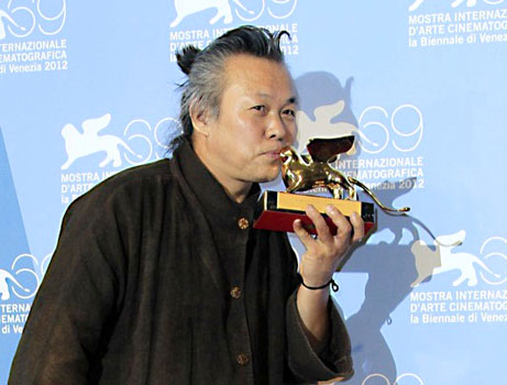 베니스김기덕Italy%20Venice%20Film%20Festival%20Award%20Photo%20Call_JPEG-0454f.jpg