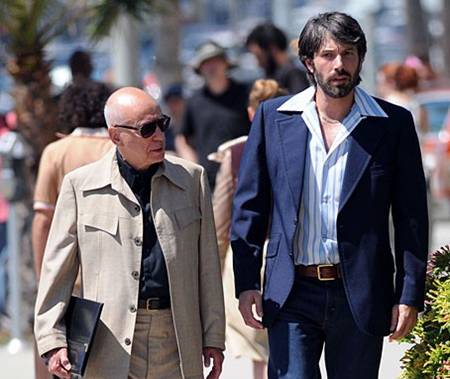 Argo_Ben-Affleck_Alan-Arkin.jpg