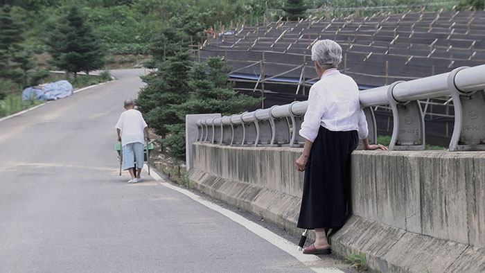 press_still_09.jpg