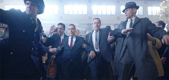 irishman-crowd-deniro-pacino-700x332.jpg