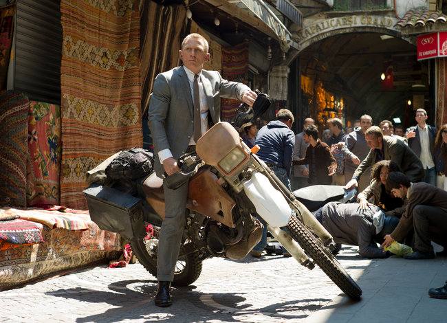 SKYFALL-popup.jpg