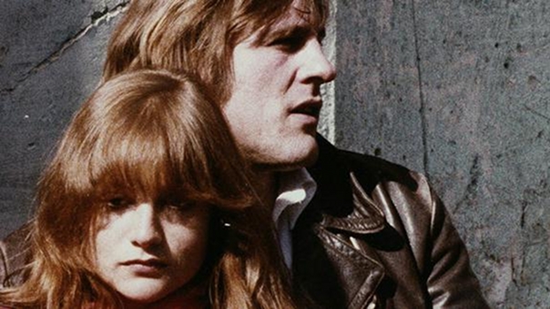 000loulou-depardieu-huppert.jpg