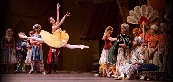 corsaire_1380x591.jpg