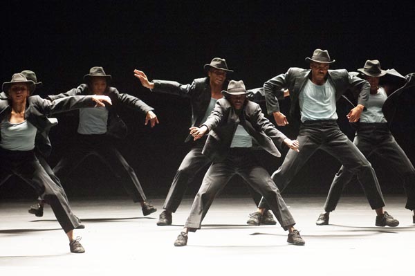 Alvin Ailey American Dance Theater in Ohad Naharin's Minus 16_Photo by Christopher Duggan.jpg