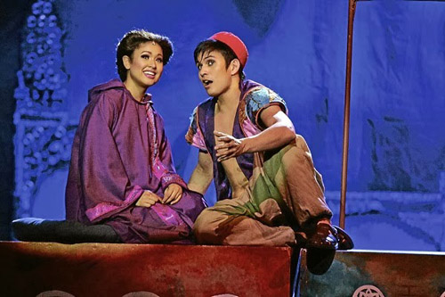 aladdin_feat4_2.jpg