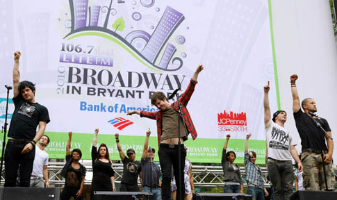 John+Gallagher+Jr+2010+Broadway+Bryant+Park+too2eJtvg7zl-neilson-barnard.jpg