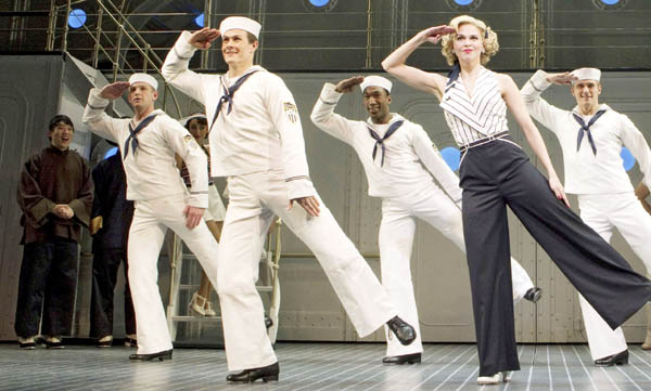 AGOES - Foster and Sailors in Anything Goes _1846 (2).jpg