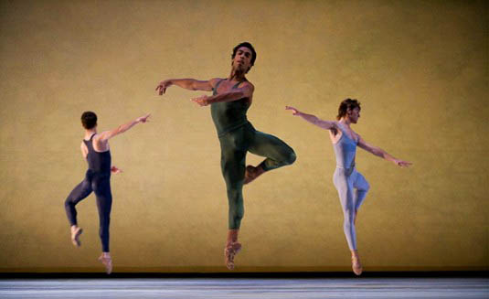 San Francisco Ballet in Tomasson's Concerto Grosso. (© Erik Tomasson).jpg
