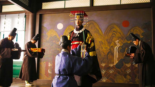 000Royal-Tailor_2-banner.jpg