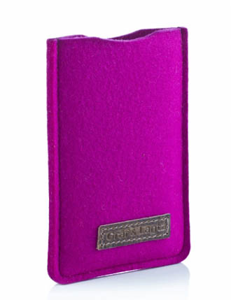 iPhone_sleeve_fuchsia_024.jpg